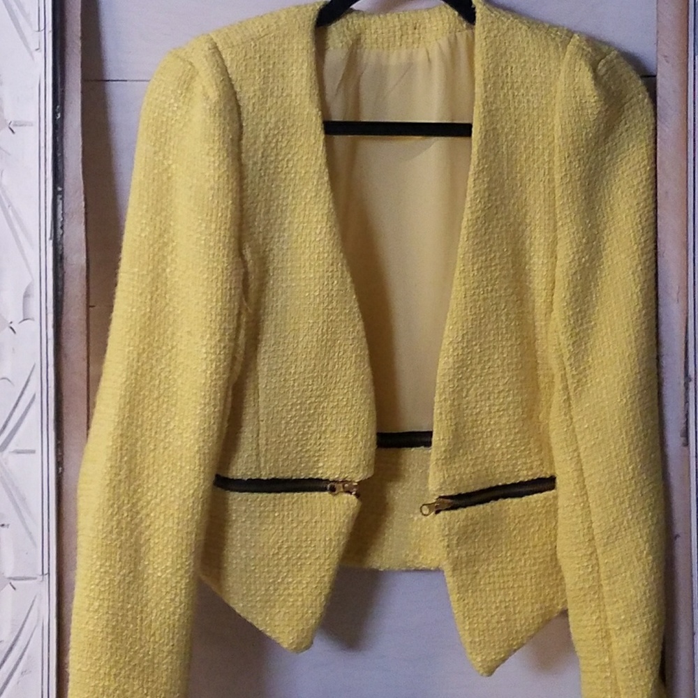 Beautiful yellow tweed moto jacket!